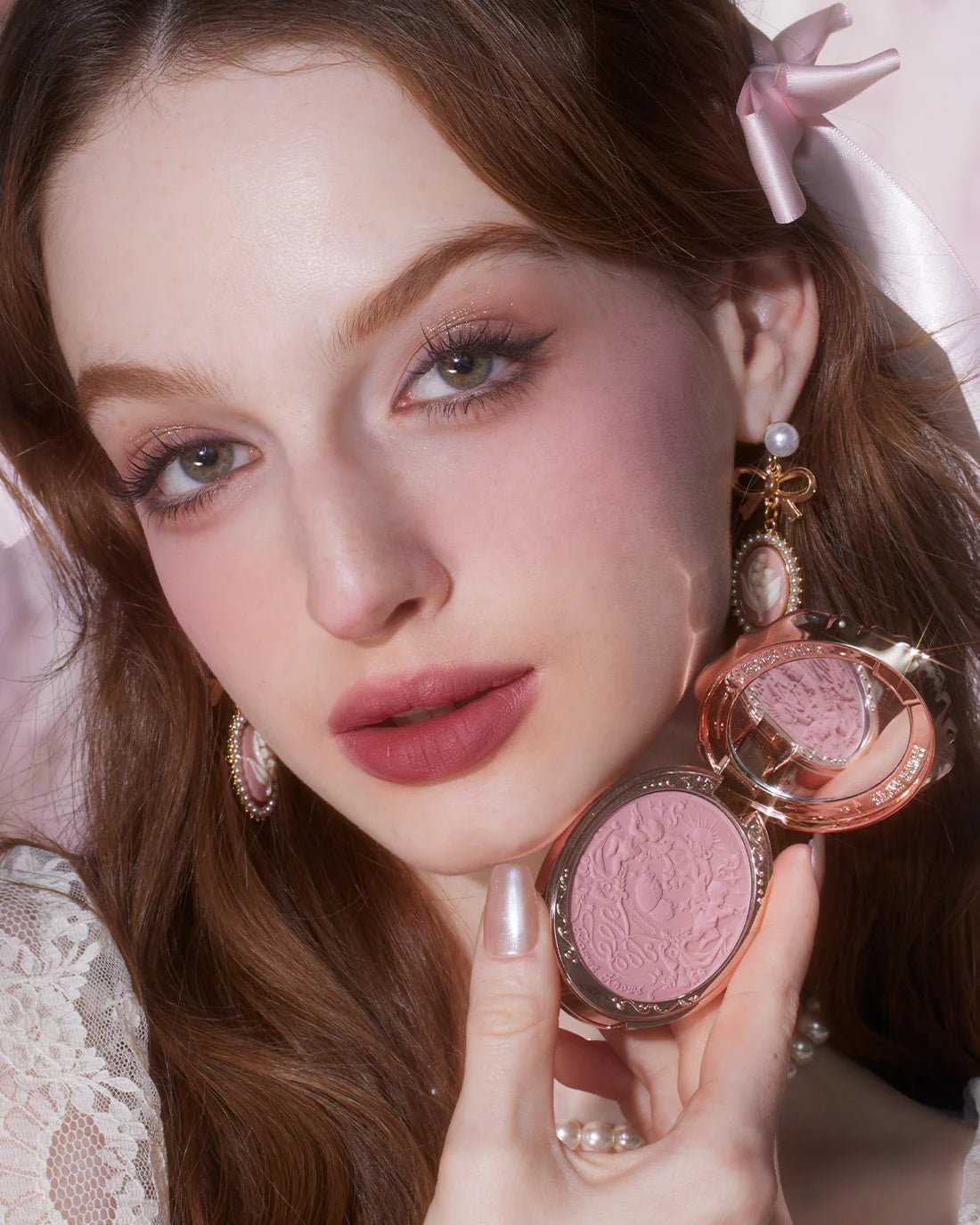 FLOWERKNOWS strawberry rococo embossed blush 03
